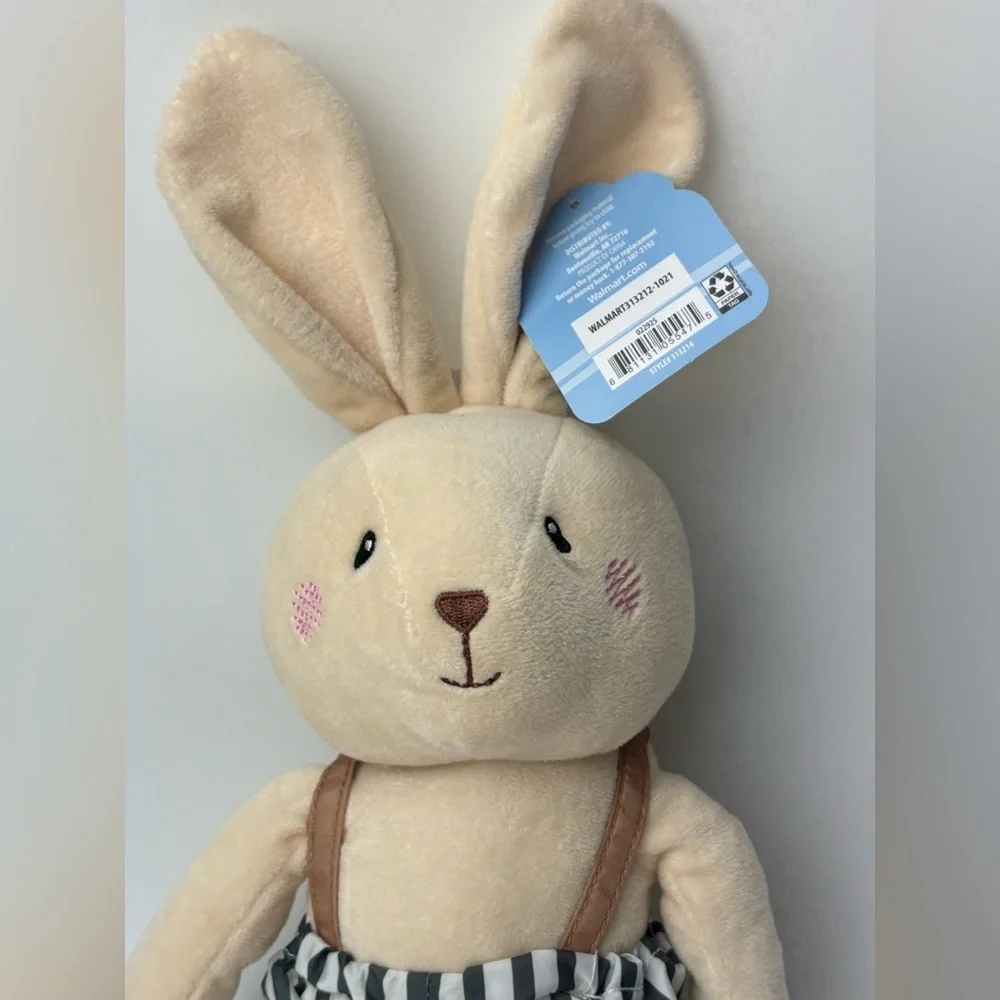 Spark Create Imagine Cream Bunny Plush Toy with rattle inside -New with tag